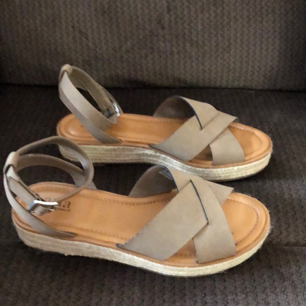 Ana size 9 sandals